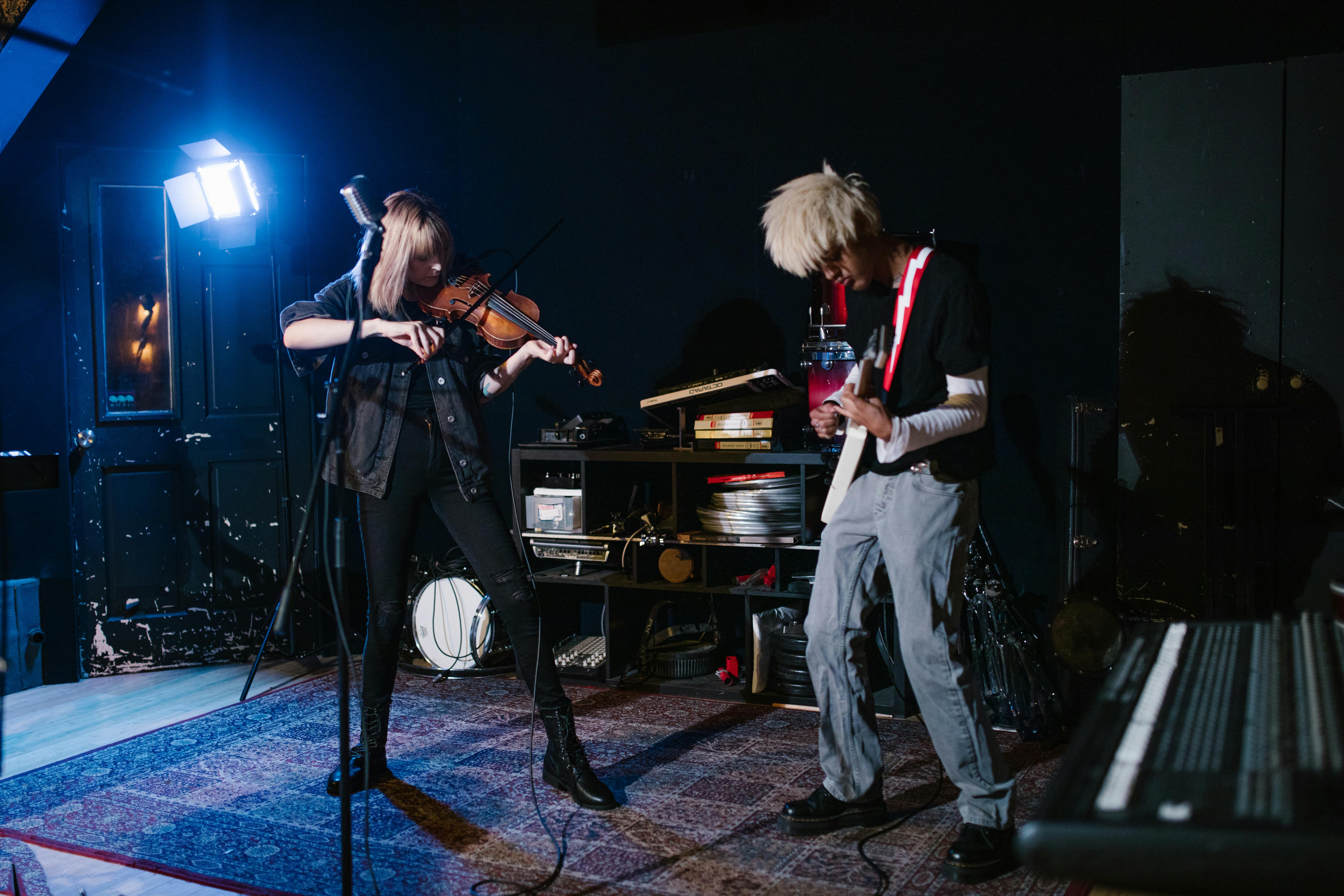 Image du groupe Firearms & Flowers